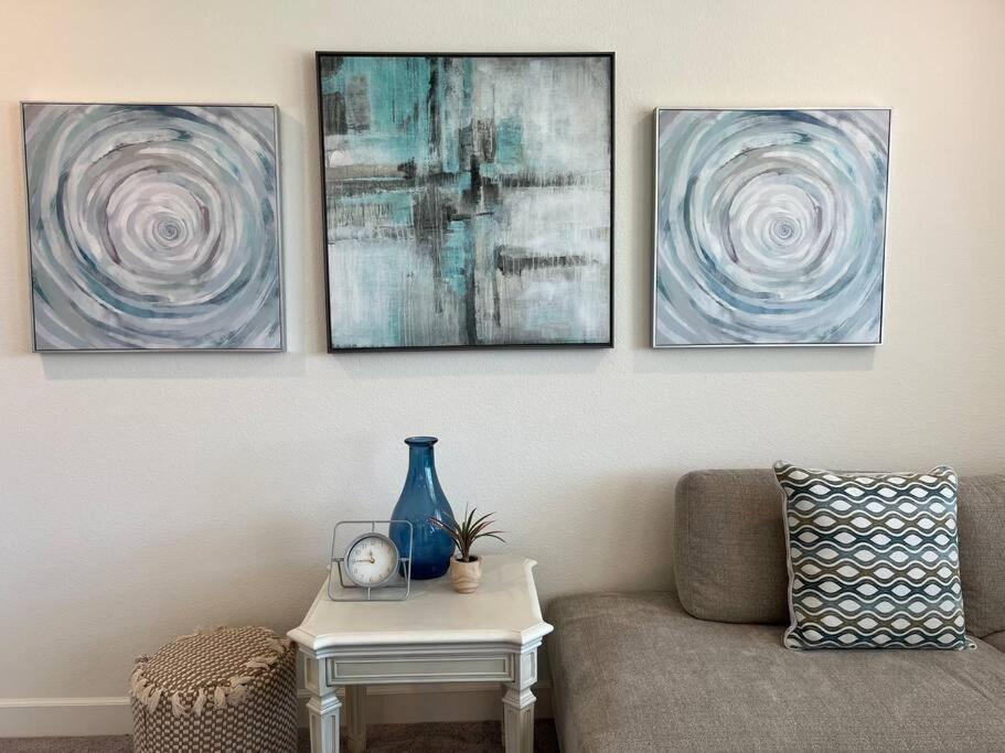 Brand-New, Beautiful & Stylish Home In Sacramento! Bagian luar foto